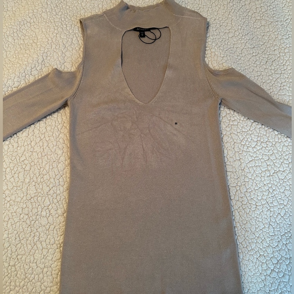 Express women’s cut out, turtle neck shirt